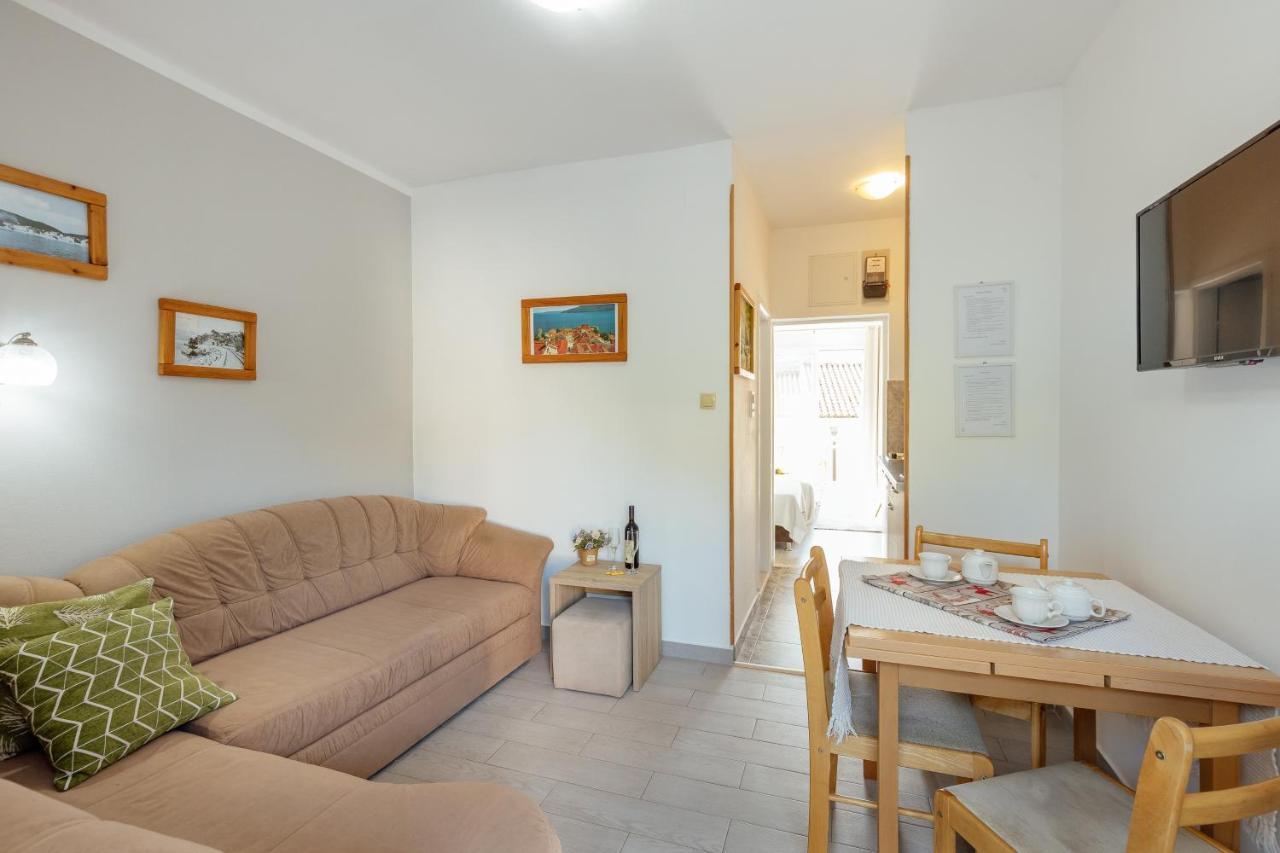 Apartmani Vico Херцег-Новий Екстер'єр фото