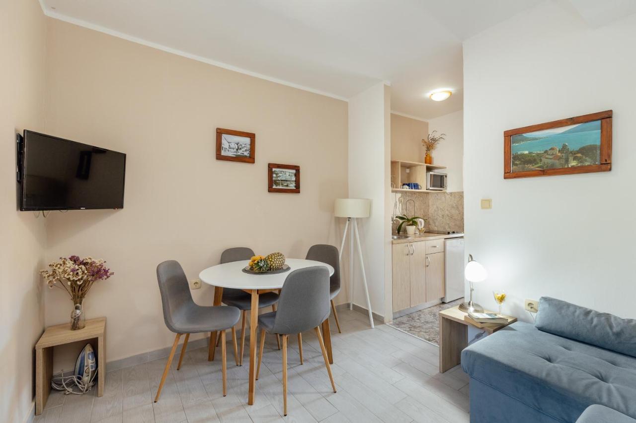 Apartmani Vico Херцег-Новий Екстер'єр фото